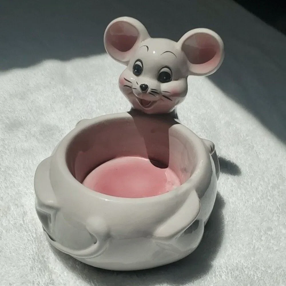 VTG 90s Mouse Character Cat Feeder — Doggiduds 1995